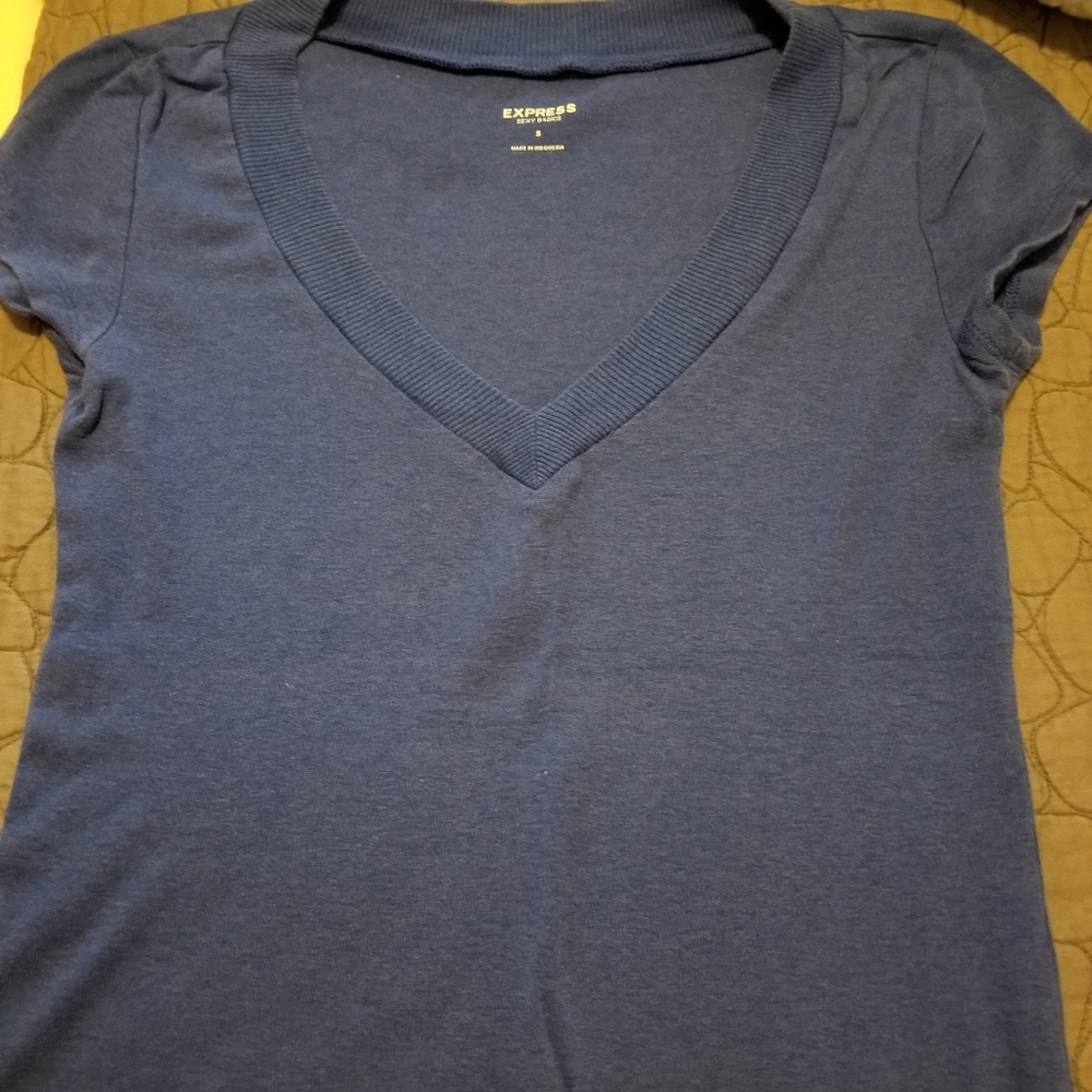 Tee